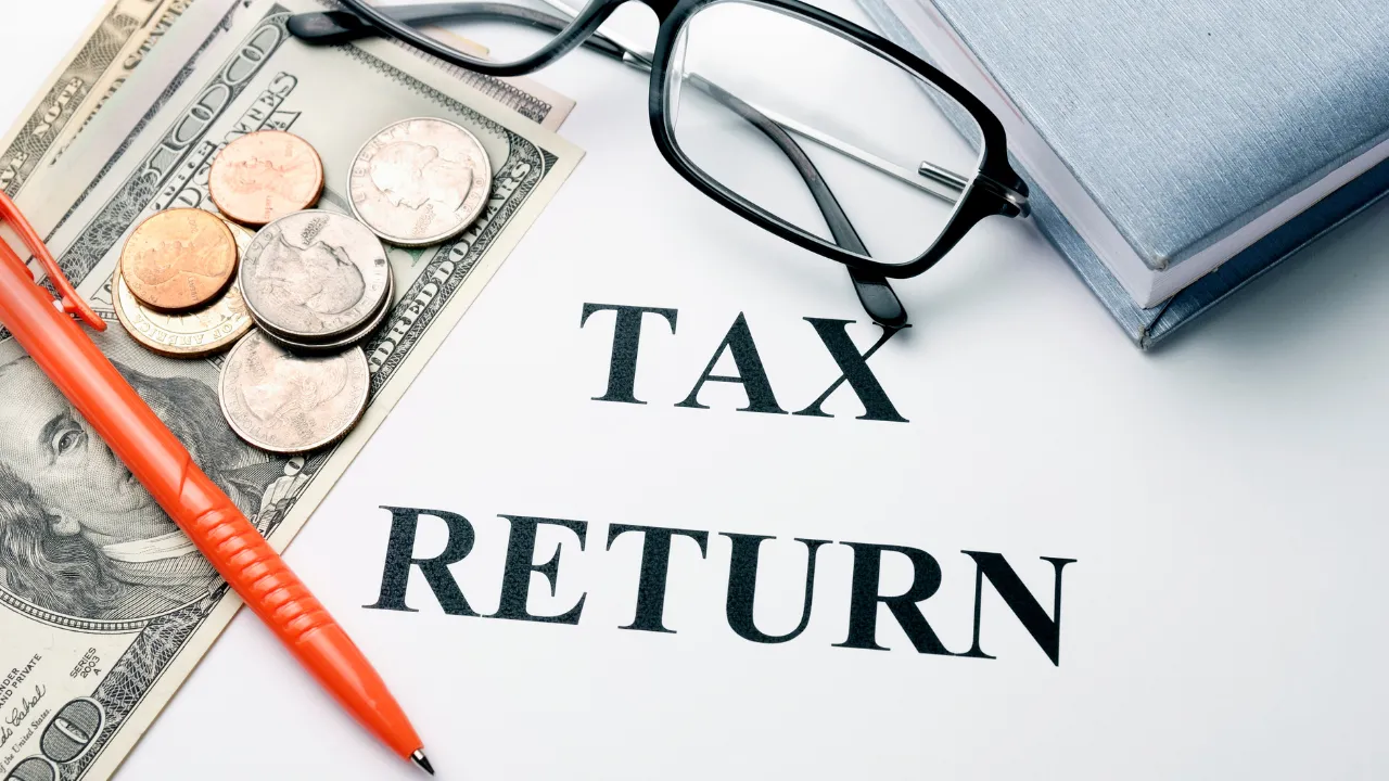Can a Bookkeeper Prepare Tax Returns?